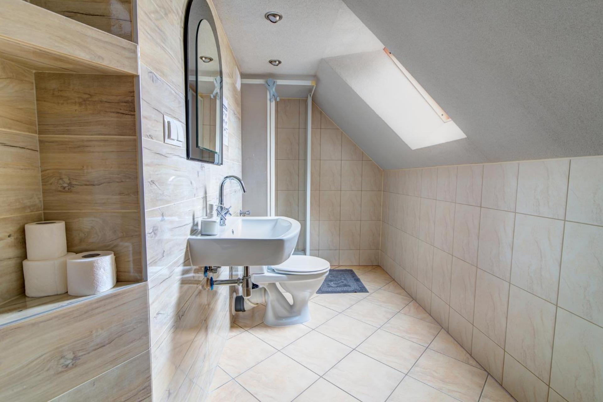 Willa Pod Zegarem - W Cenie Parking, Szybkie Wifi, Duzy Ogrod, Wiata Grilowa! クリニツァ・ズドルイ 部屋 写真