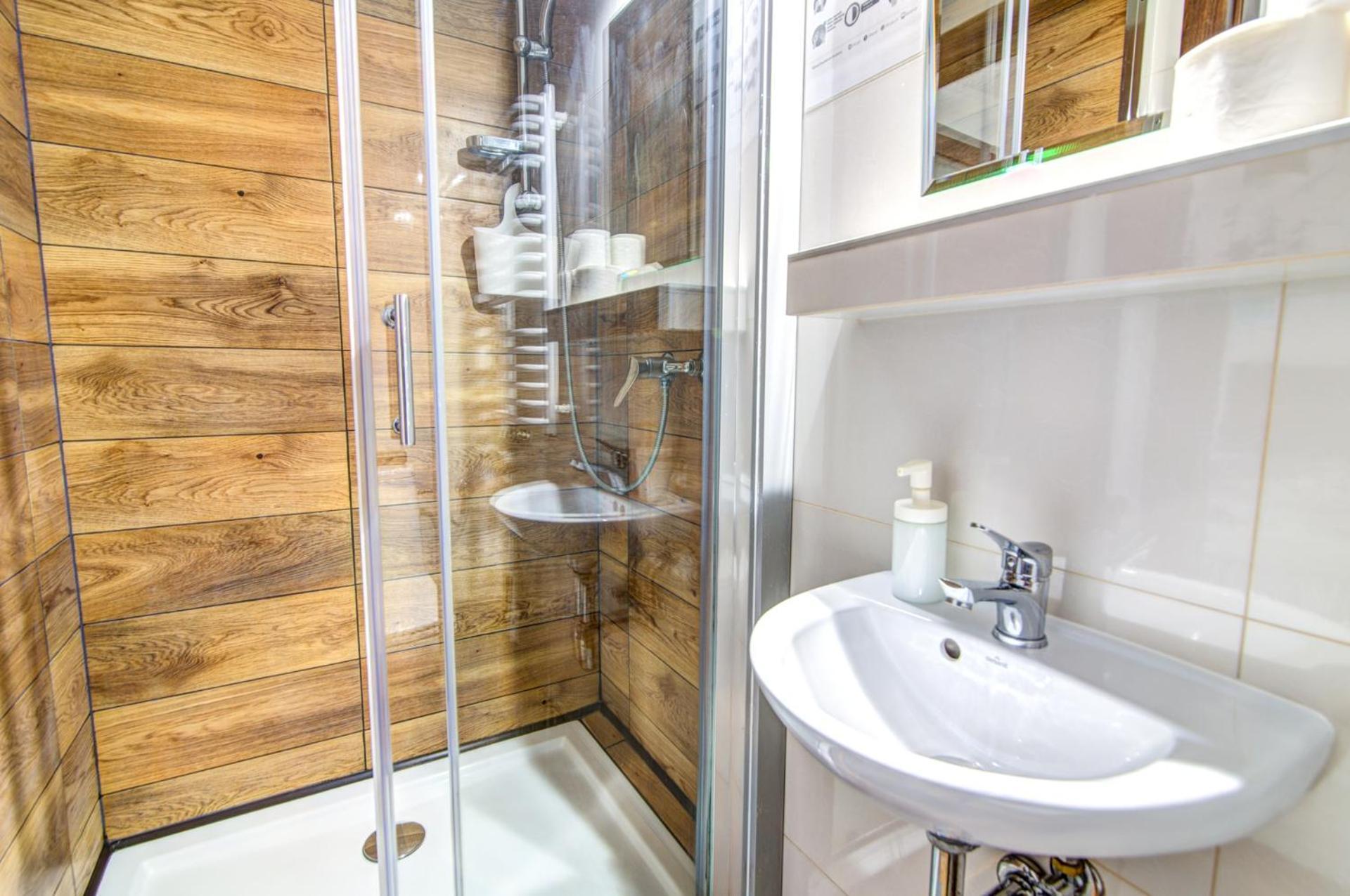 Willa Pod Zegarem - W Cenie Parking, Szybkie Wifi, Duzy Ogrod, Wiata Grilowa! クリニツァ・ズドルイ 部屋 写真